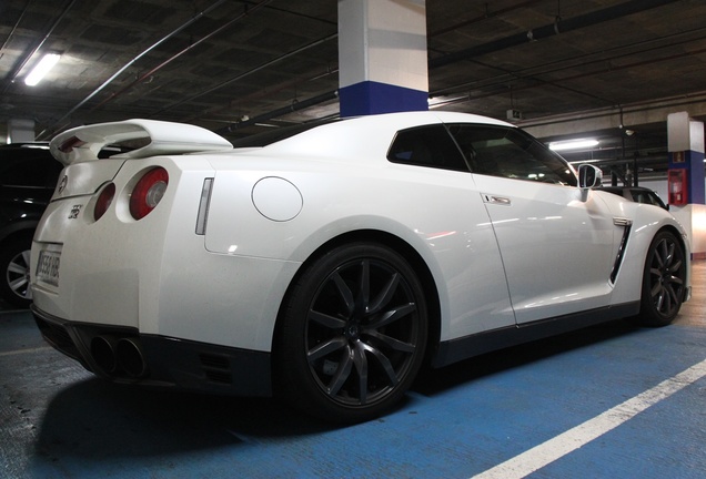 Nissan GT-R 2011