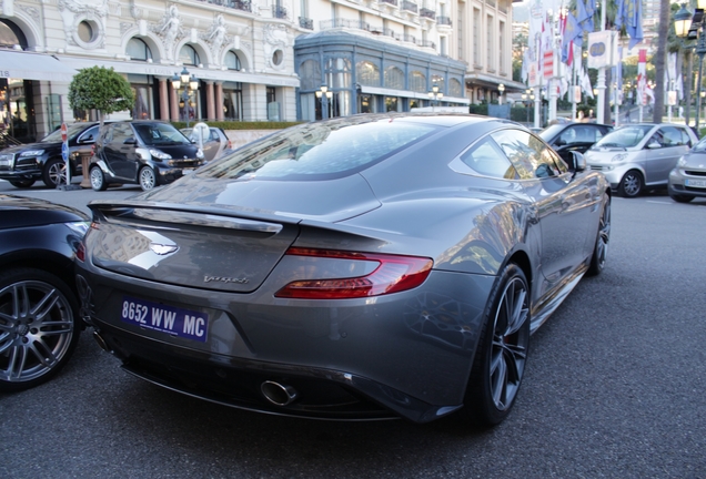 Aston Martin Vanquish 2013