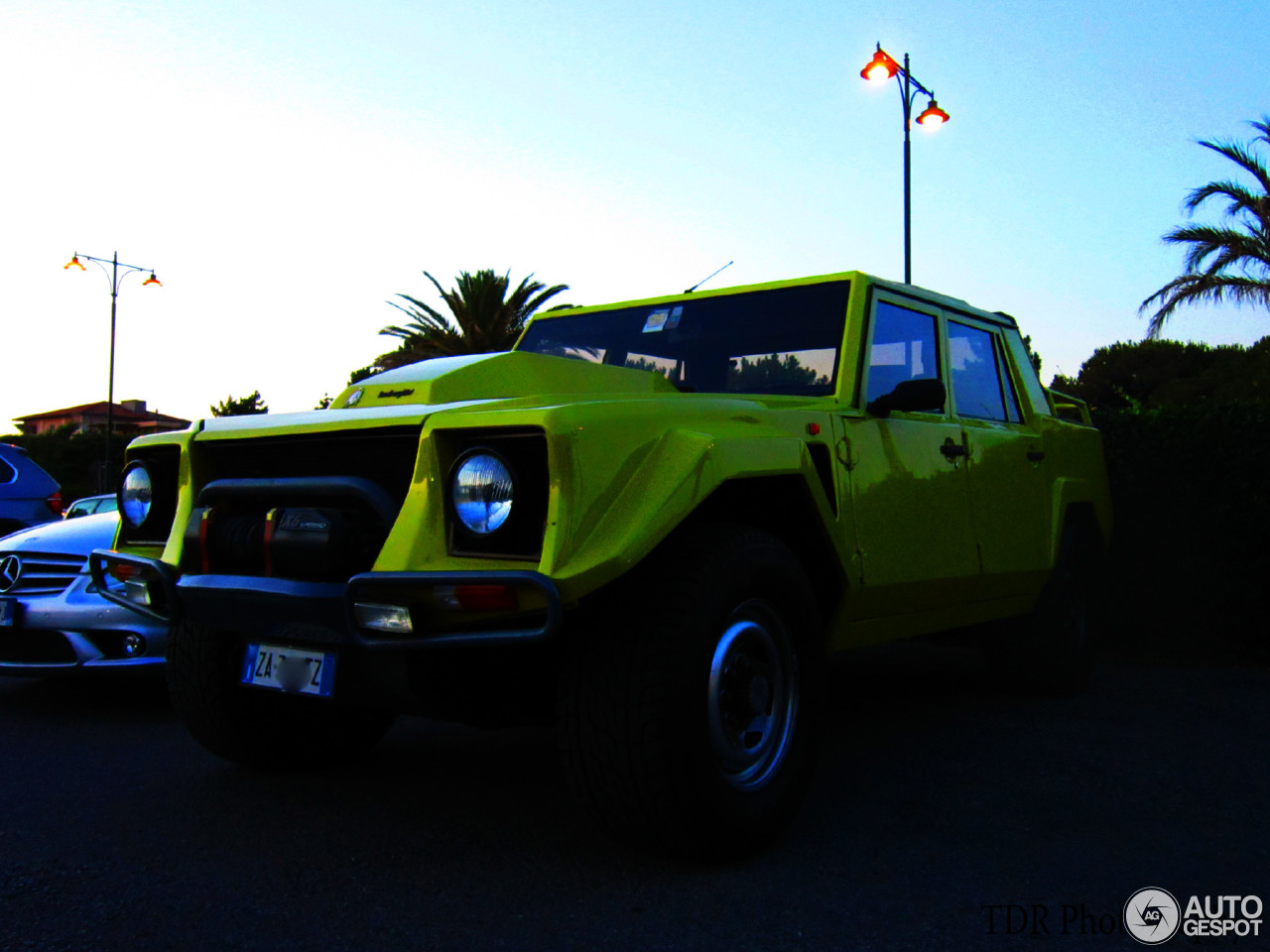 Lamborghini LM002