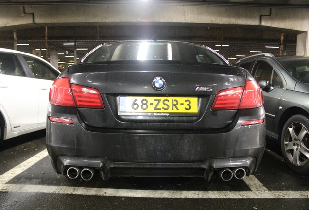 BMW M5 F10 2011