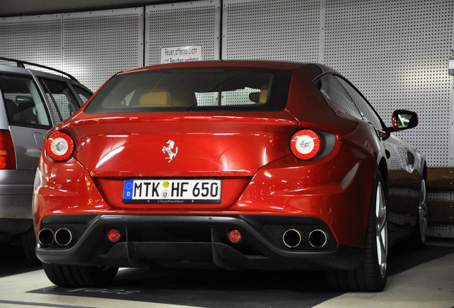 Ferrari FF