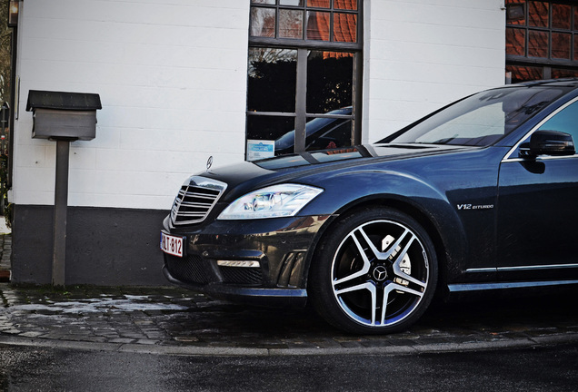 Mercedes-Benz S 65 AMG V221 2010