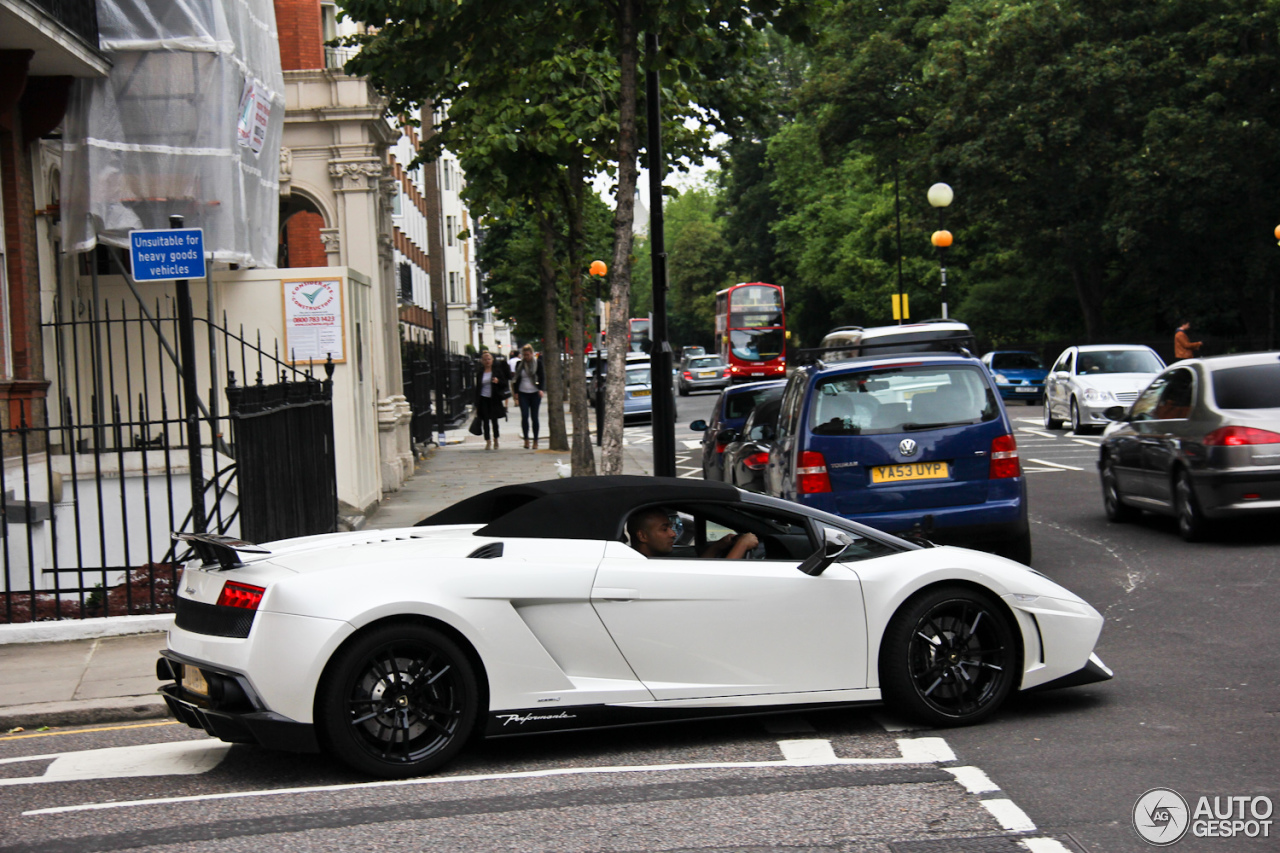 Lamborghini Gallardo LP570-4 Spyder Performante