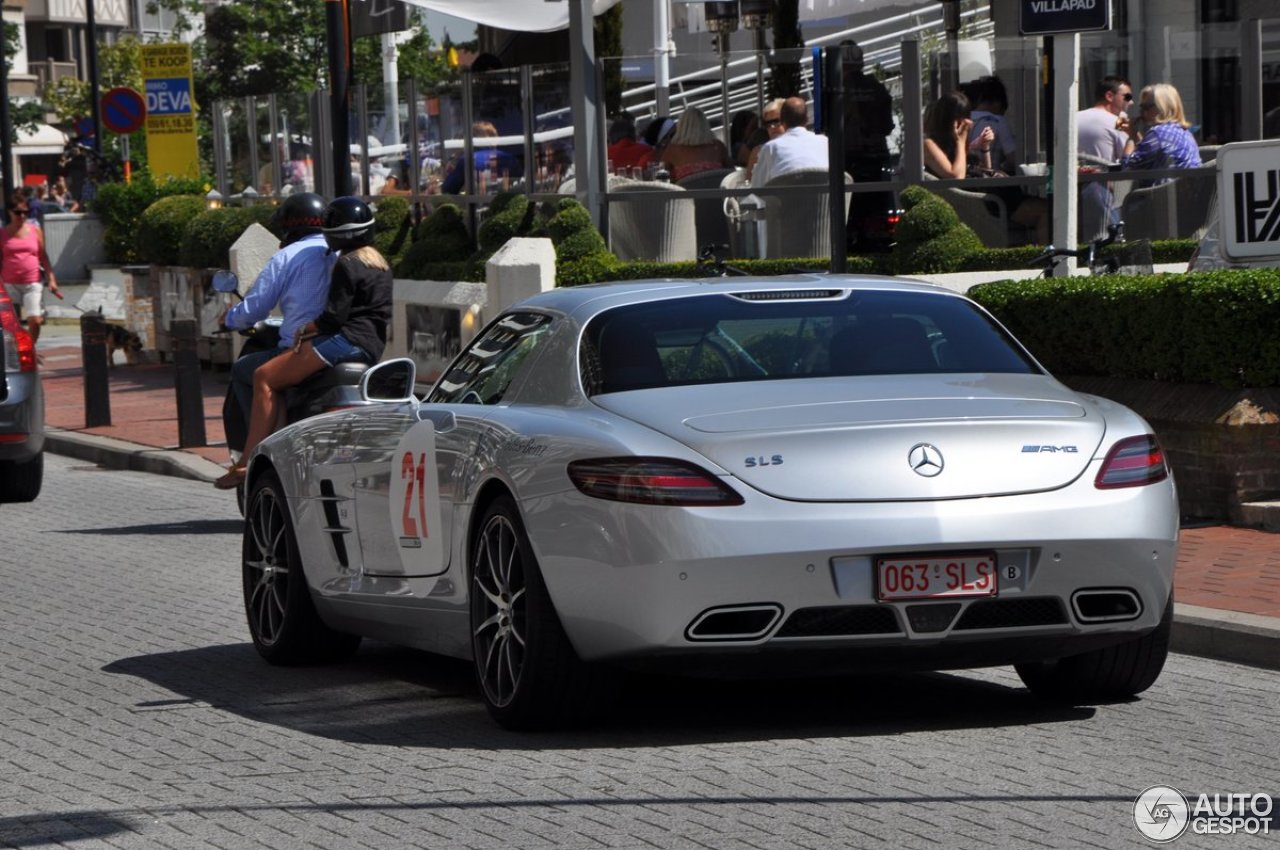 Mercedes-Benz SLS AMG