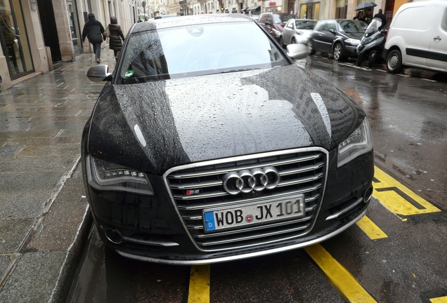 Audi S8 D4