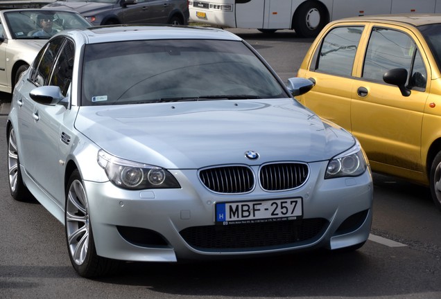BMW M5 E60 2005
