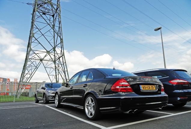 Mercedes-Benz E 55 AMG