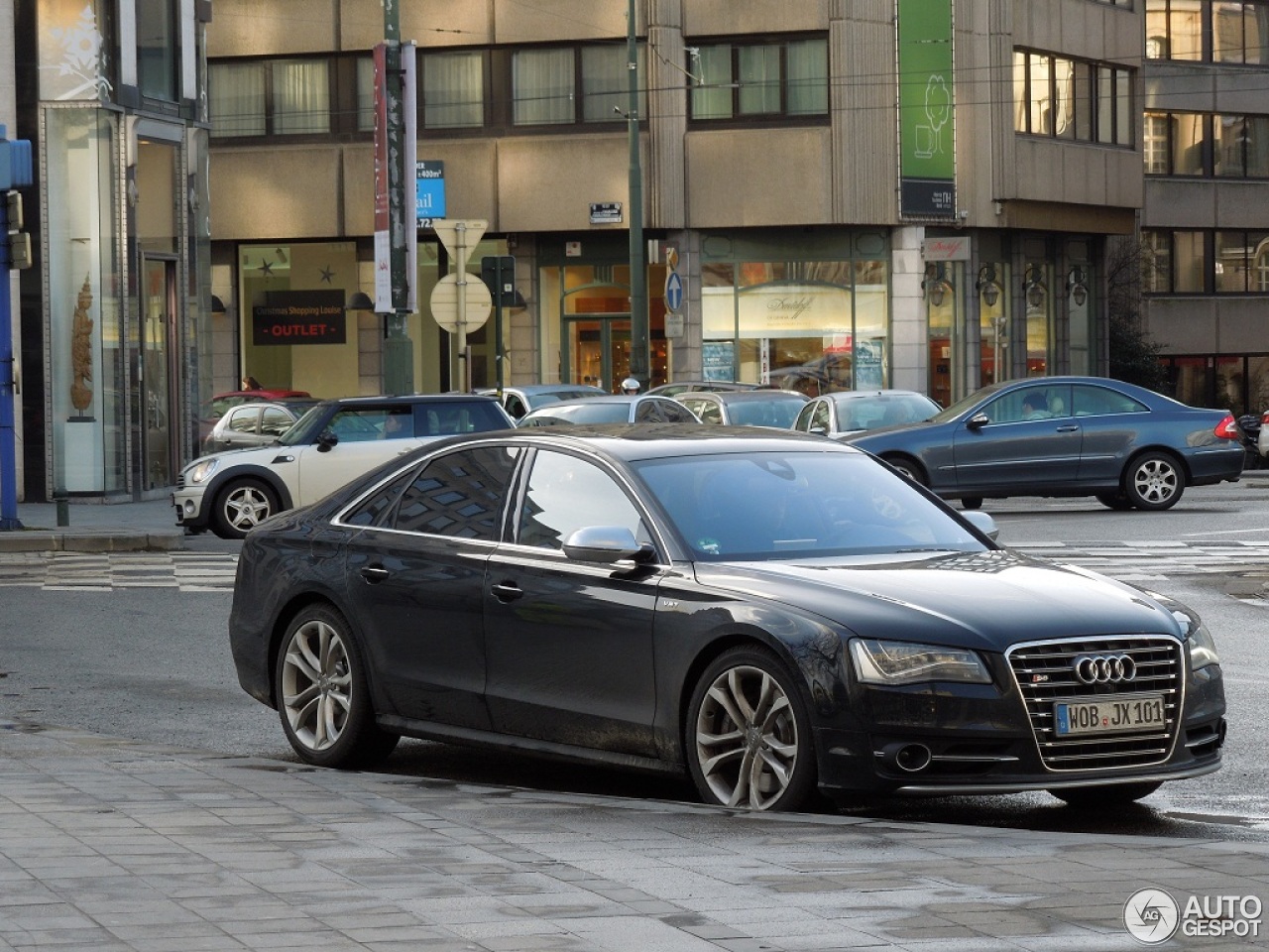 Audi S8 D4