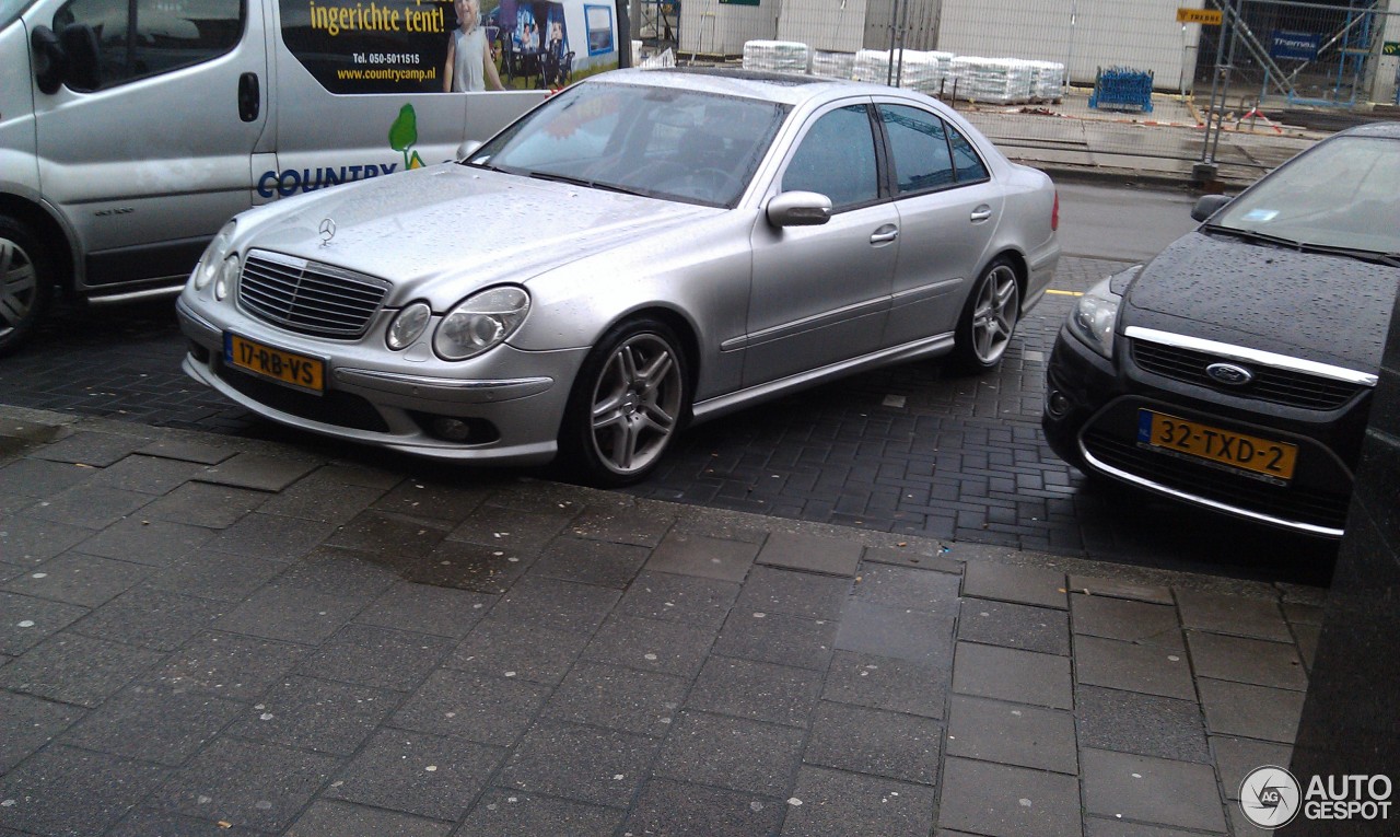 Mercedes-Benz E 55 AMG