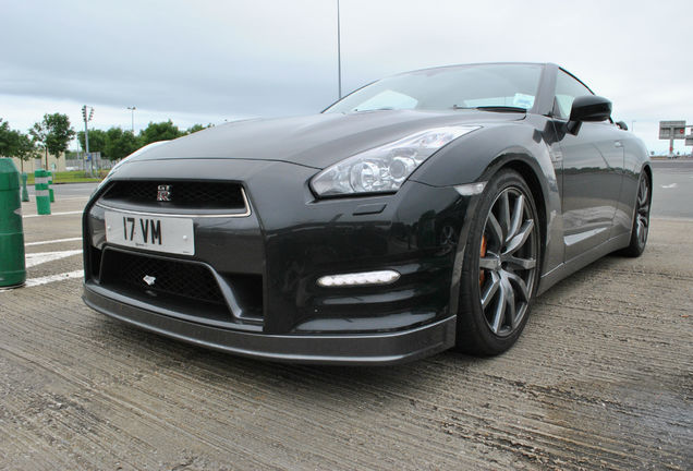 Nissan GT-R 2011