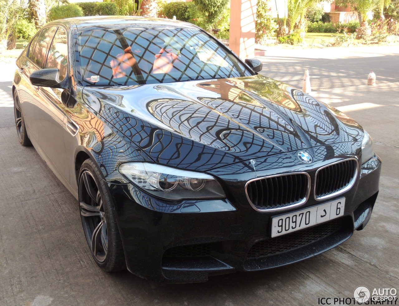 BMW M5 F10 2011