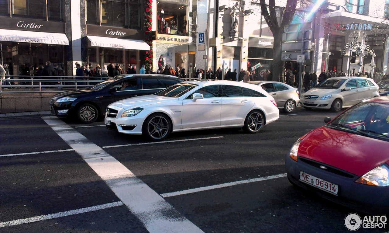 Mercedes-Benz CLS 63 AMG X218 Shooting Brake