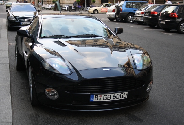 Aston Martin Vanquish S