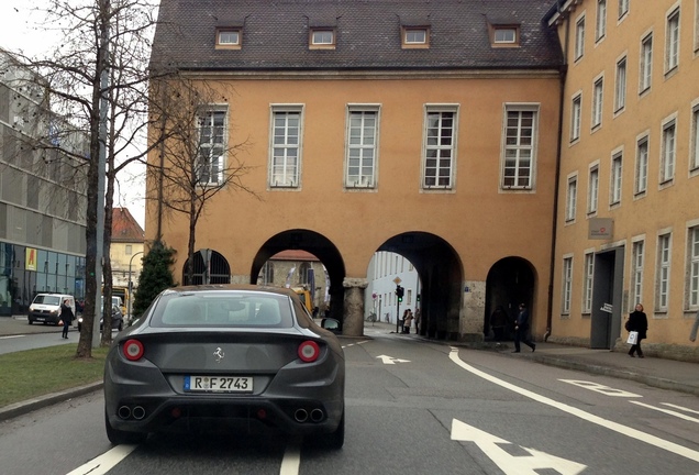 Ferrari FF