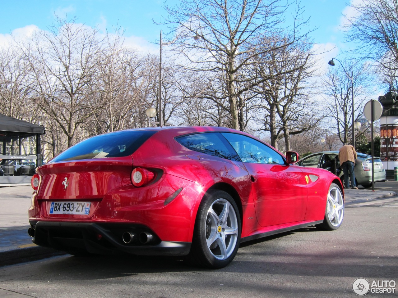 Ferrari FF