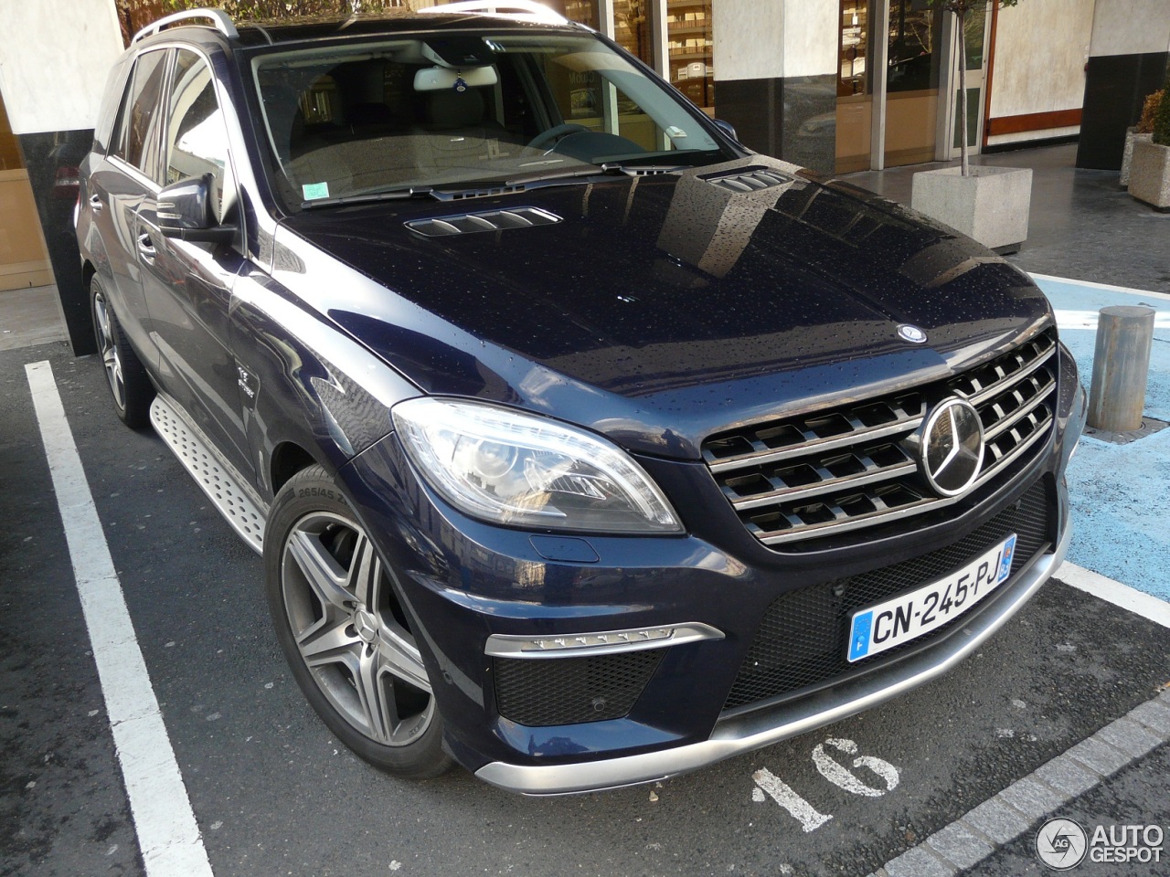 Mercedes-Benz ML 63 AMG W166