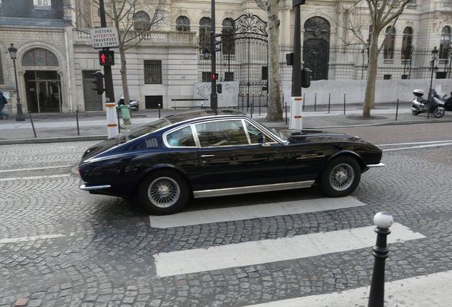 Aston Martin DBS Vantage