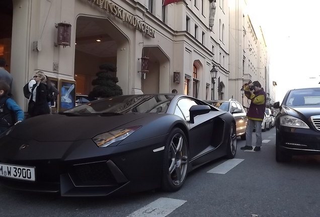 Lamborghini Aventador LP700-4