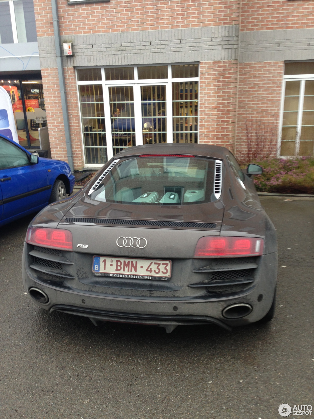 Audi R8 V10