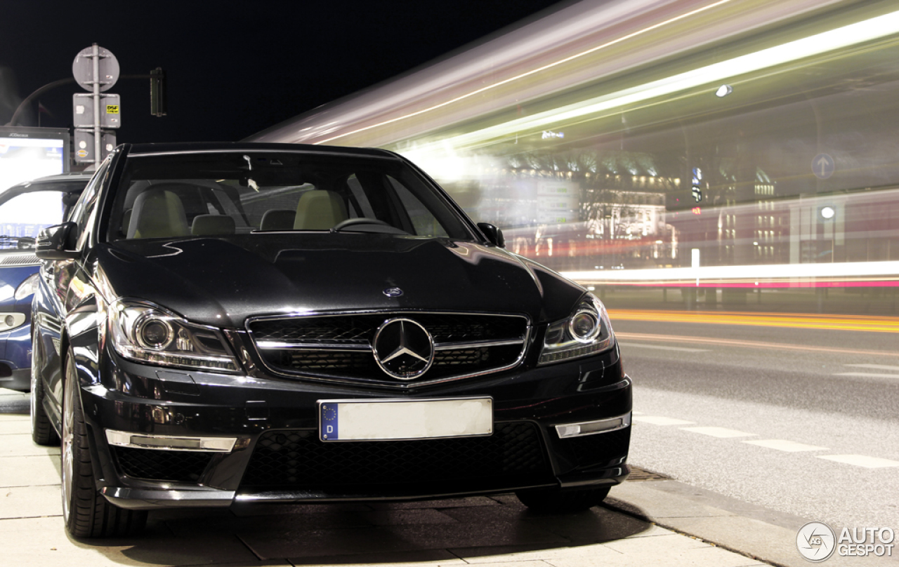 Mercedes-Benz C 63 AMG W204 2012