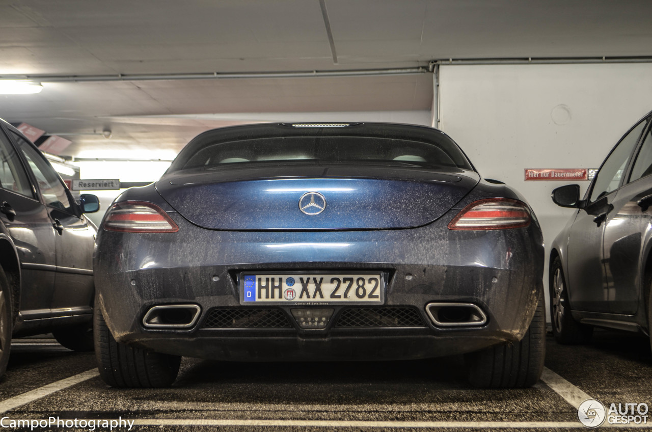 Mercedes-Benz SLS AMG