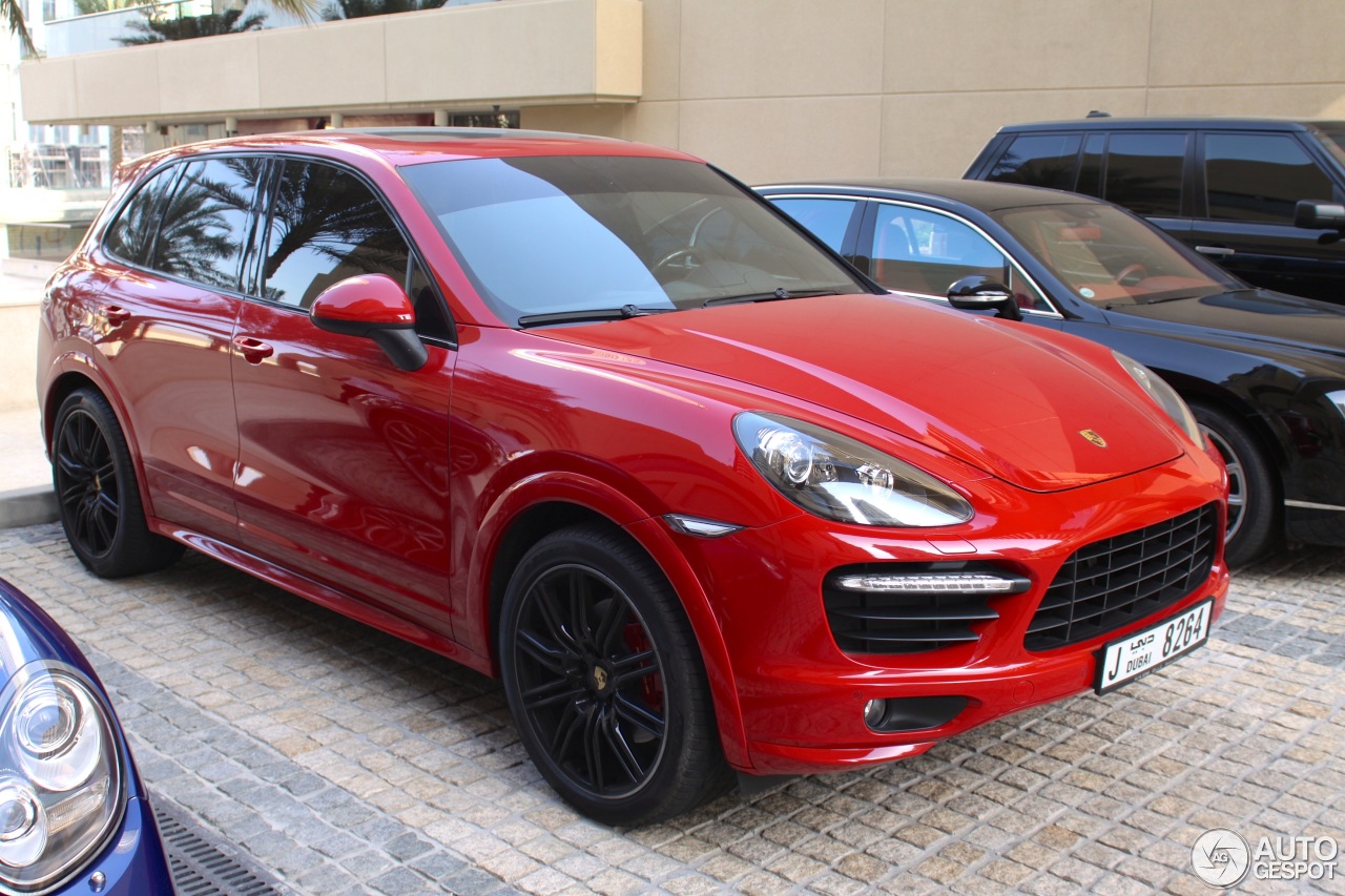 Porsche 958 Cayenne GTS