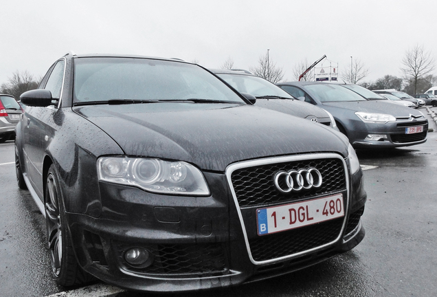 Audi RS4 Avant B7