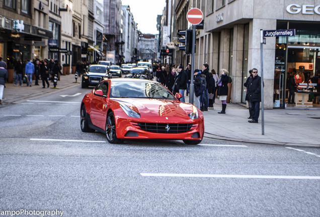 Ferrari FF