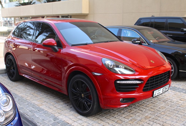 Porsche 958 Cayenne GTS