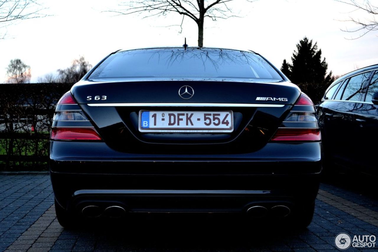 Mercedes-Benz S 63 AMG W221