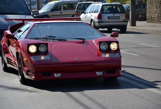 Lamborghini Countach 25th Anniversary