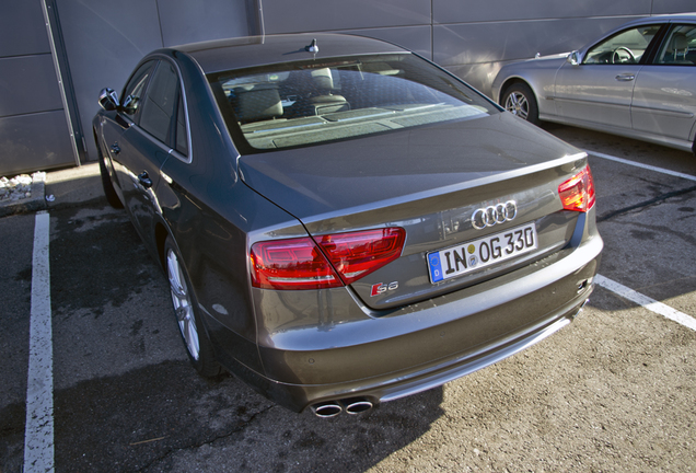 Audi S8 D4