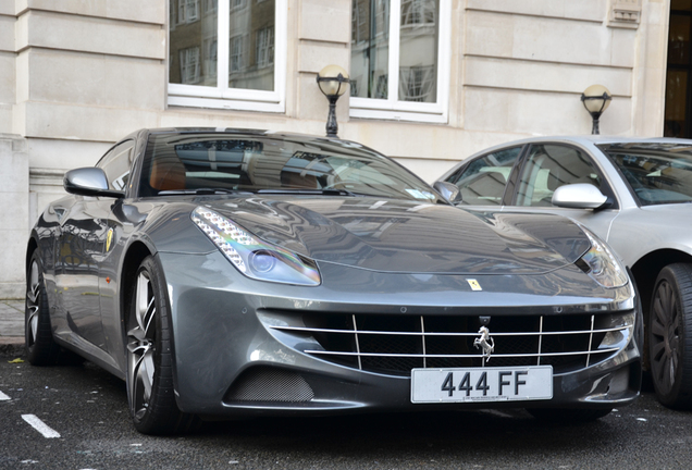 Ferrari FF