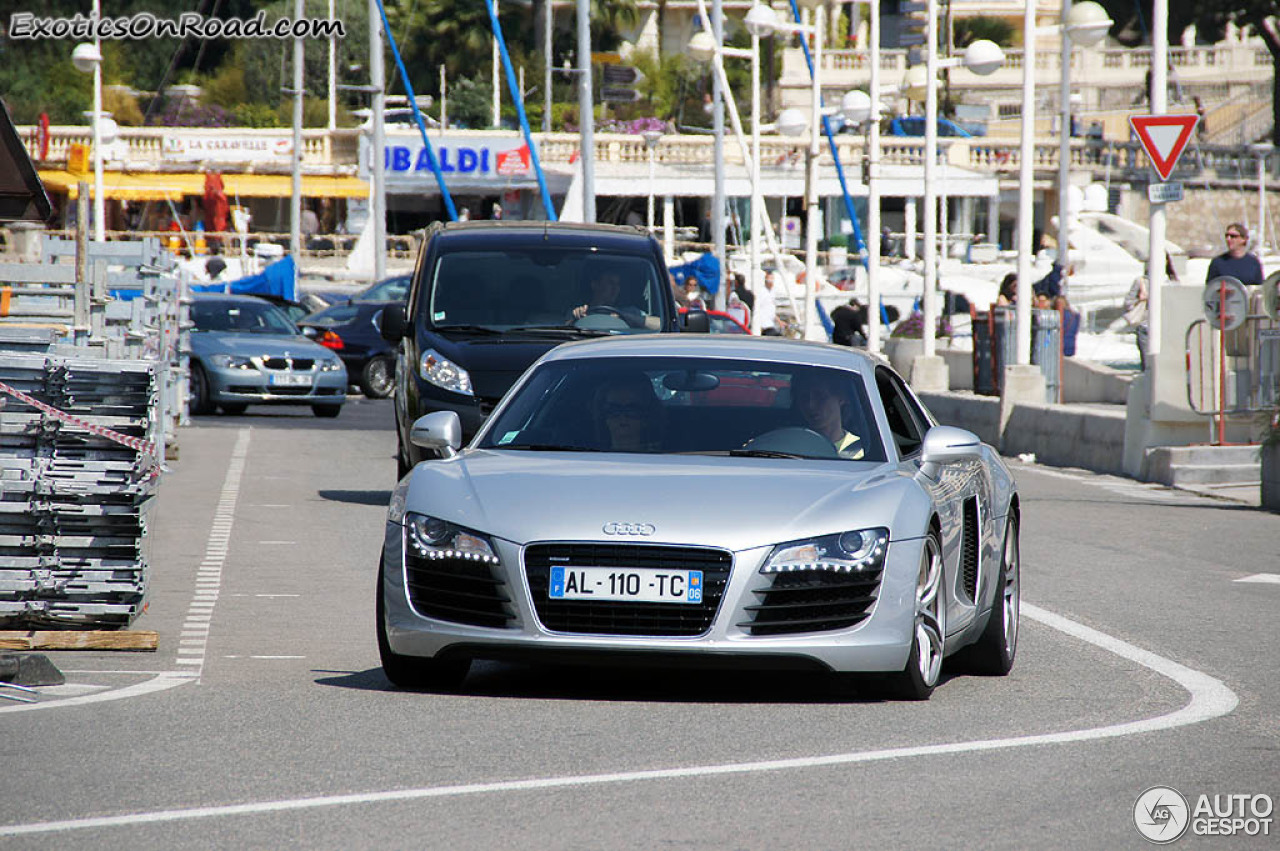 Audi R8