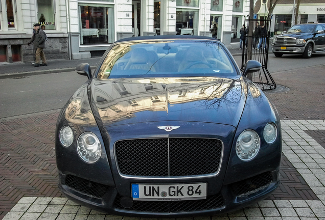 Bentley Continental GTC V8