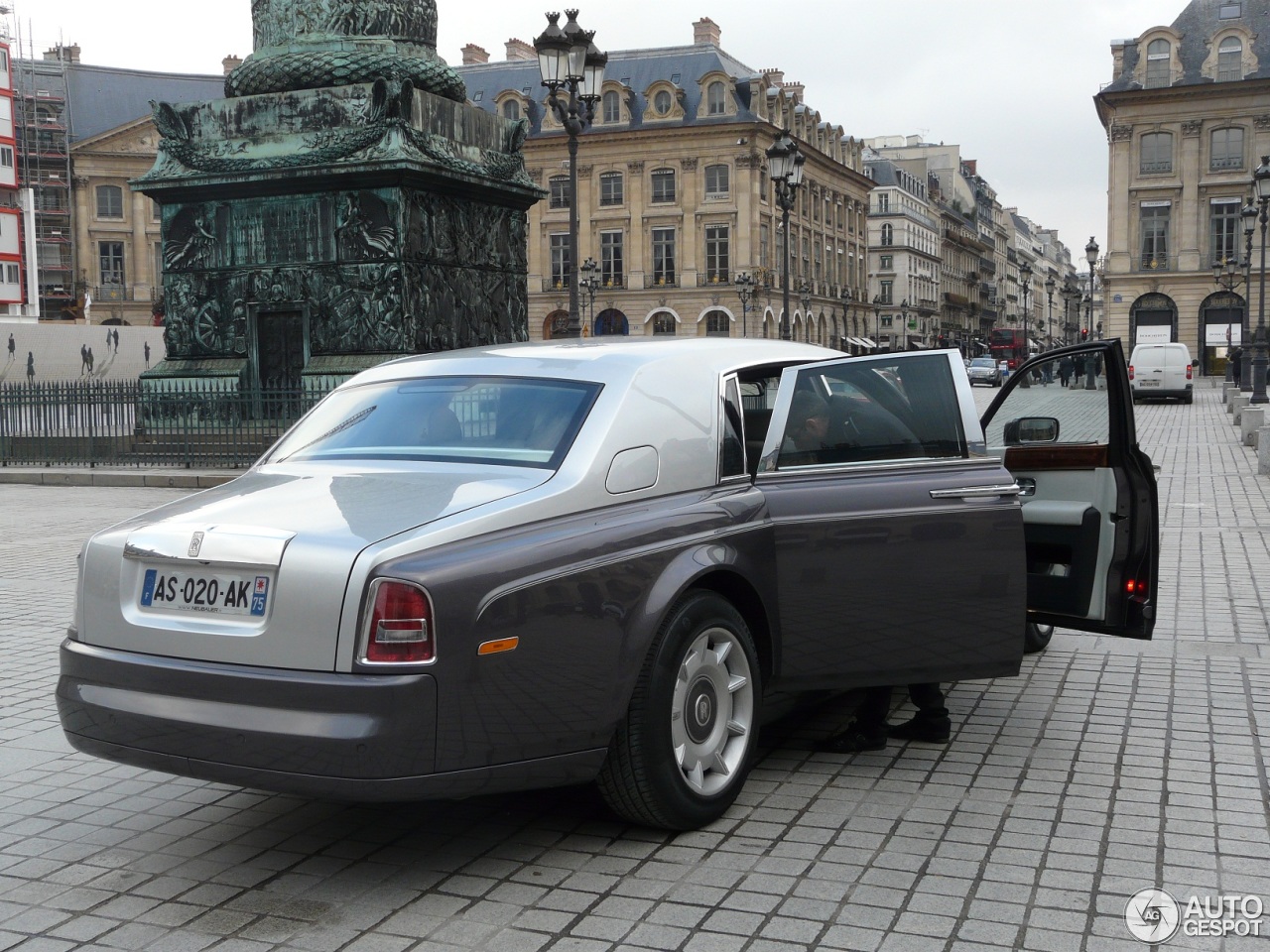 Rolls-Royce Phantom