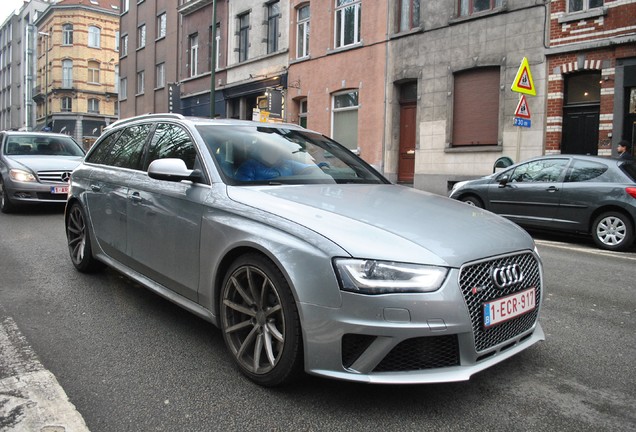 Audi RS4 Avant B8