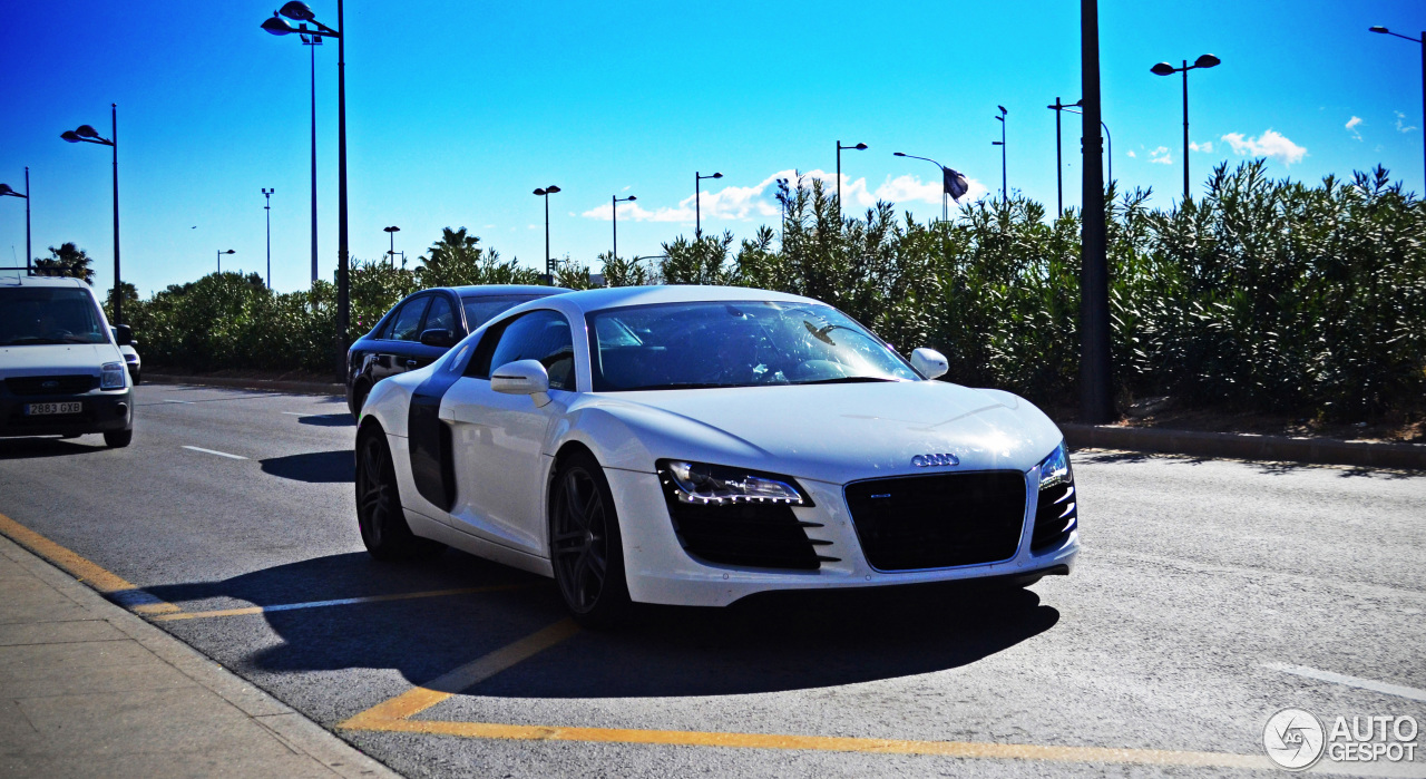 Audi R8