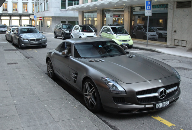 Mercedes-Benz SLS AMG