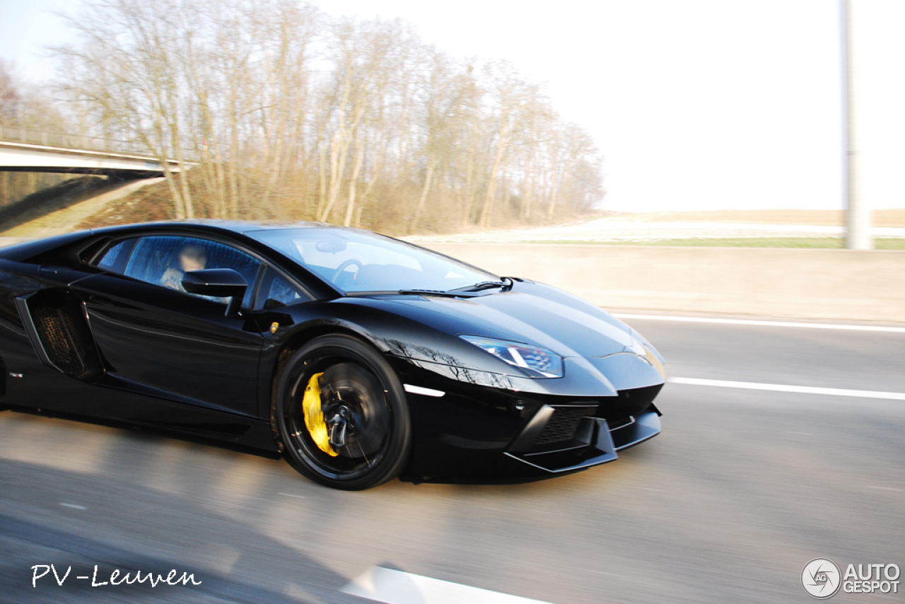 Lamborghini Aventador LP700-4