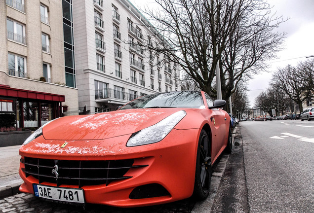 Ferrari FF