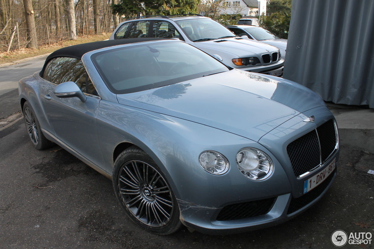 Bentley Continental GTC V8