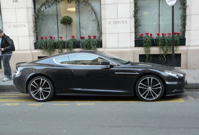 Aston Martin DBS