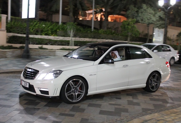 Mercedes-Benz E 63 AMG W212 V8 Biturbo