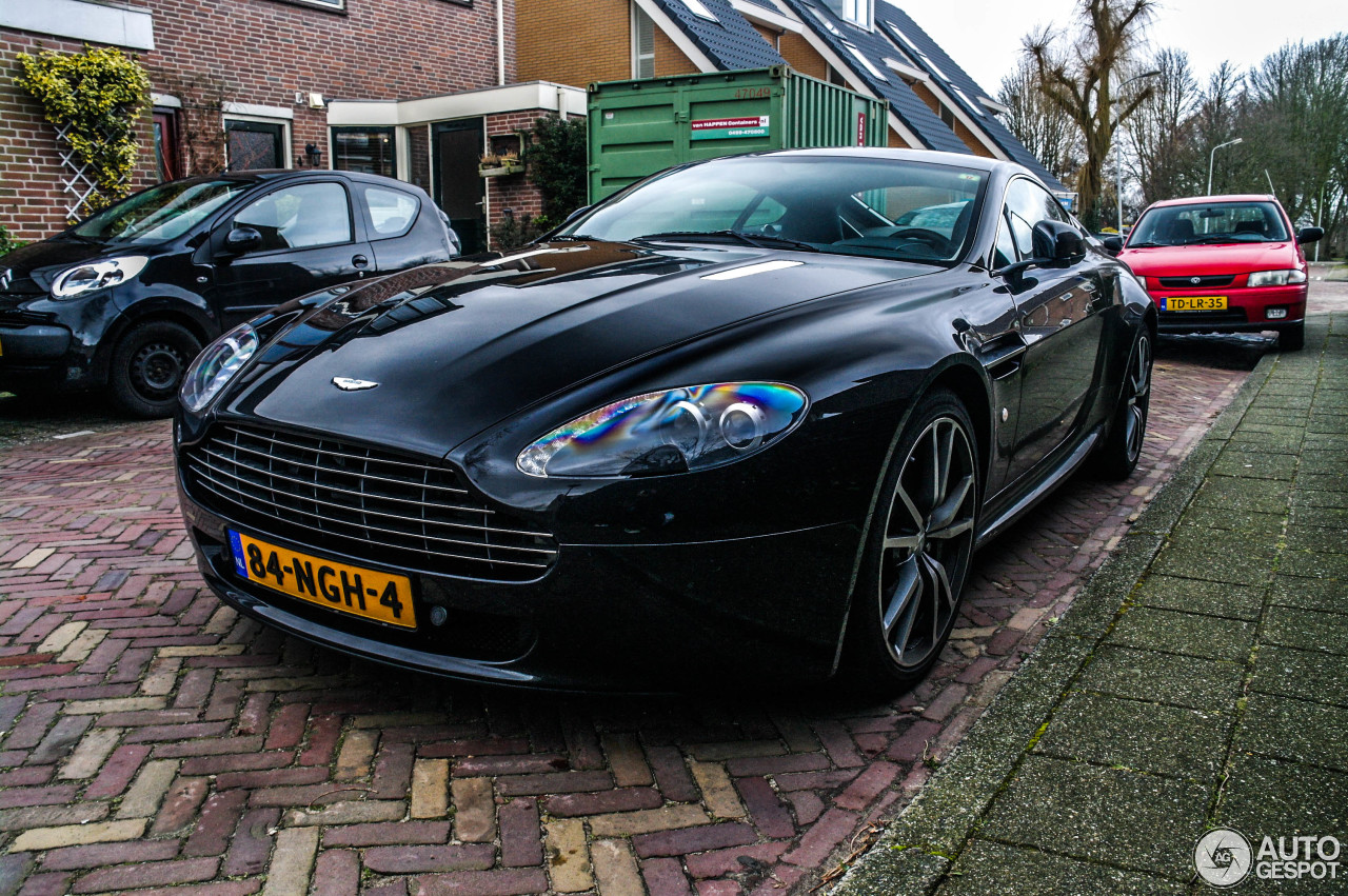 Aston Martin V8 Vantage