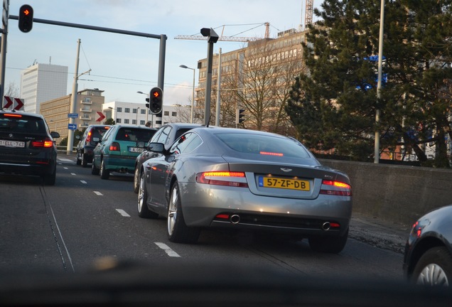 Aston Martin DB9