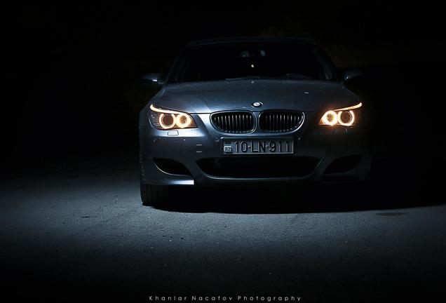 BMW M5 E60 2005