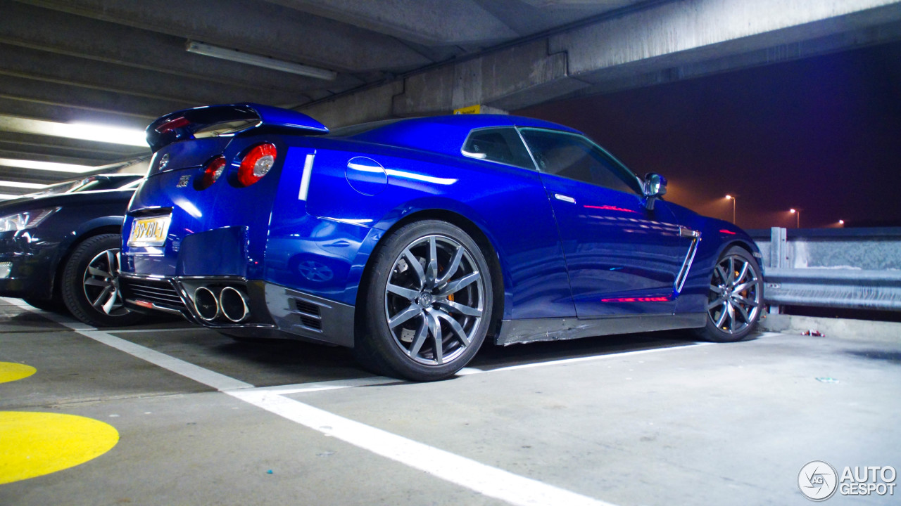 Nissan GT-R 2011