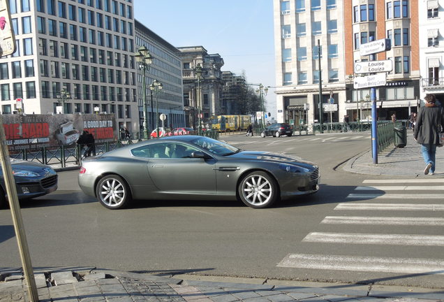 Aston Martin DB9