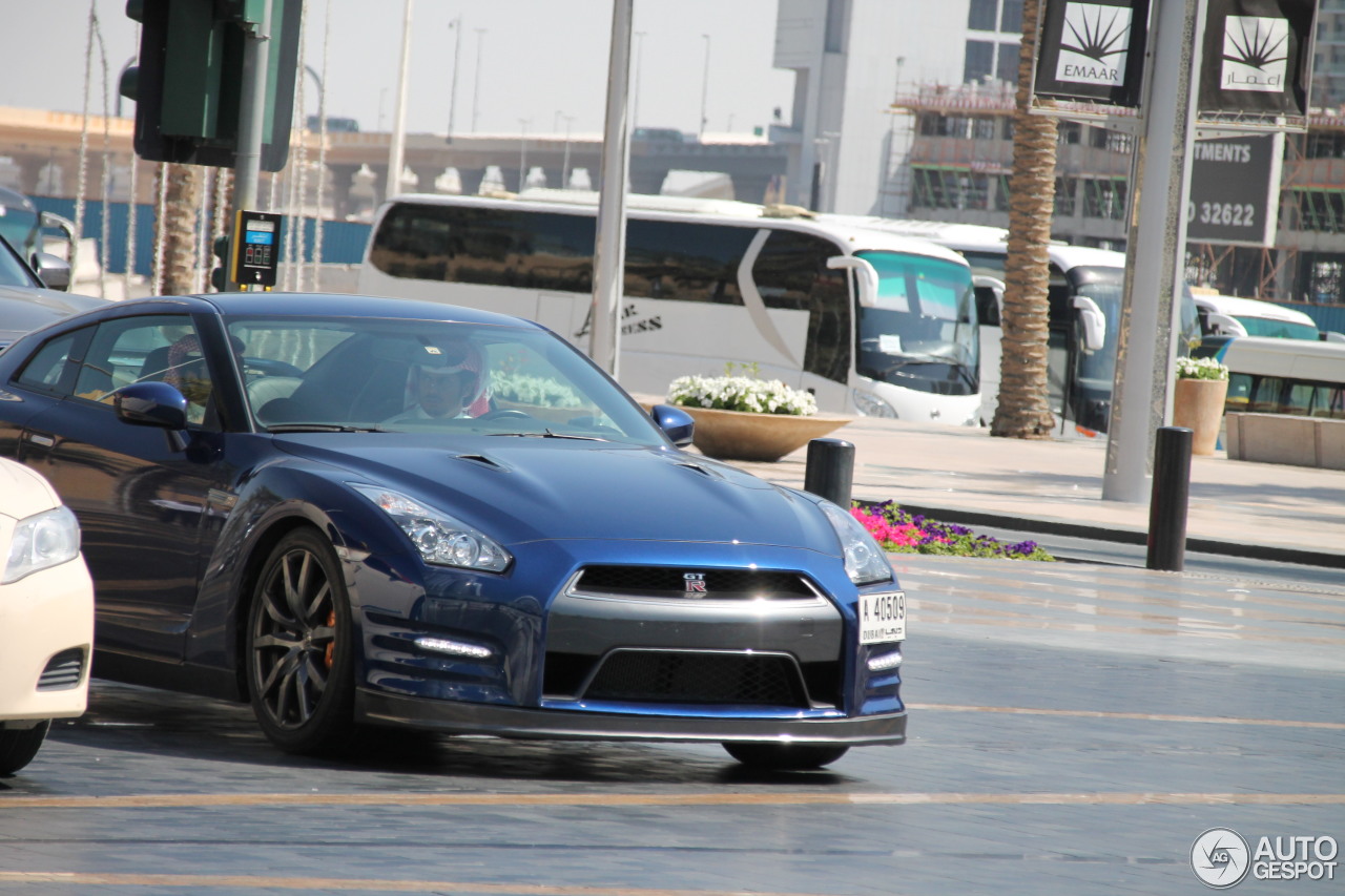 Nissan GT-R 2012